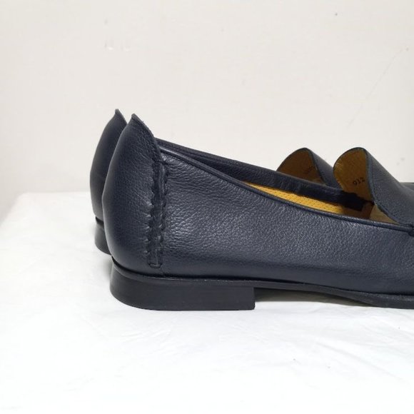 Cole Haan Leather Slip On Flat Loafer Shoes Navy Blue Women's Size 8.5 4A - Picture 6 of 8